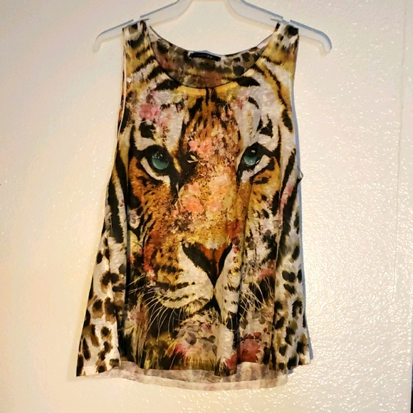 Women's Top - Picture 1 of 1